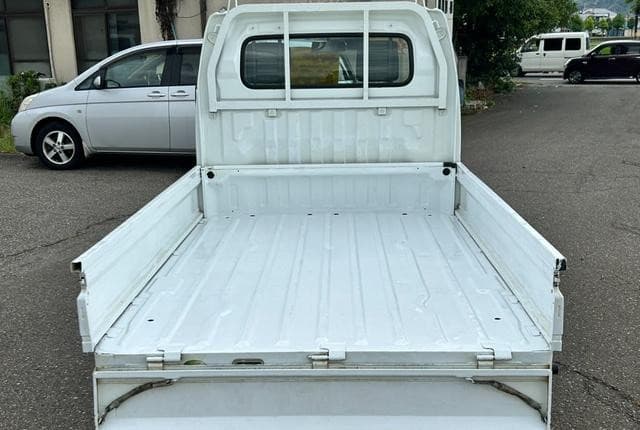 2005 Suzuki Carry JDM car for sale — photo 10 of 20