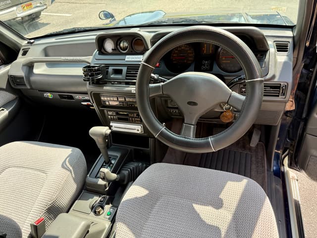 1995 Mitsubishi Pajero JDM car for sale — photo 15 of 21