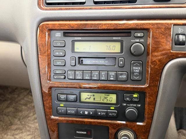 2000 Toyota Mark II JDM car for sale — photo 9 of 18