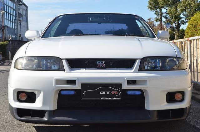 1998 Nissan Skyline JDM car for sale — photo 2 of 11