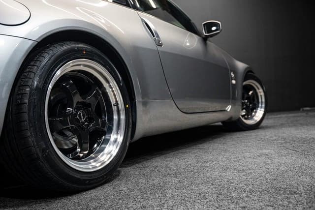 2004 Nissan Fairlady Z JDM car for sale — photo 15 of 17