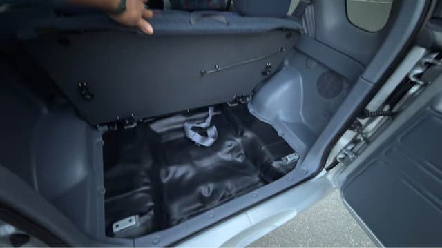 1997 Daihatsu Terios JDM car for sale — photo 16 of 19