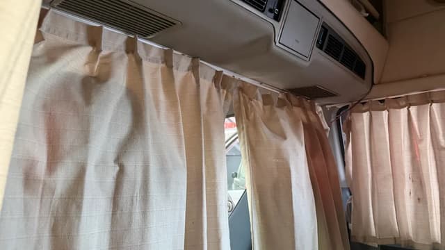 1995 Toyota HiAce JDM car for sale — photo 19 of 25