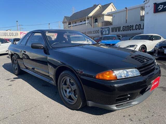 1991 Nissan Skyline JDM car for sale — photo 10 of 12