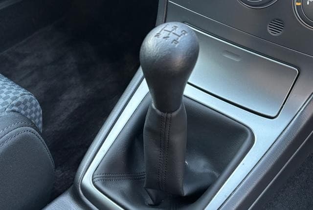2005 Subaru Impreza JDM car for sale — photo 8 of 25