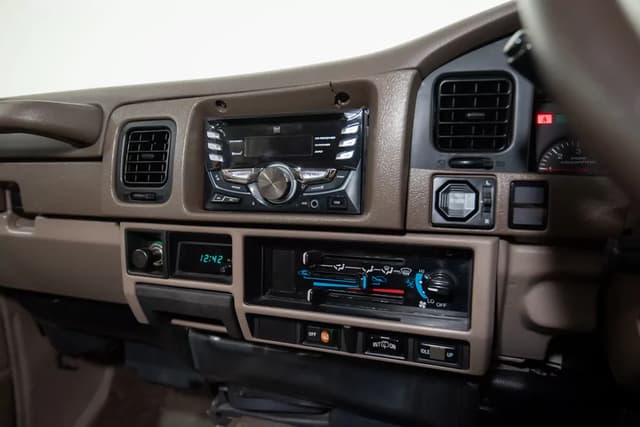 1996 Toyota Land Cruiser JDM car for sale — photo 10 of 25