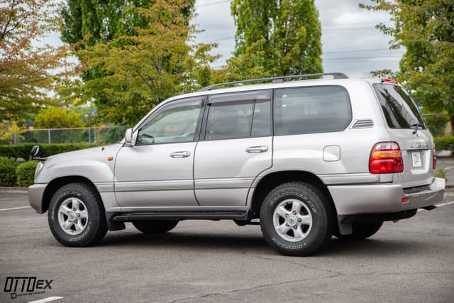 2001 Toyota Land Cruiser JDM car for sale — photo 10 of 25