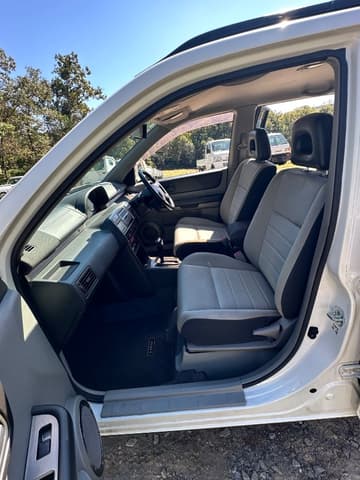 2001 Nissan X Trail JDM car for sale — photo 9 of 18