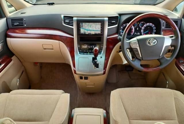 2009 Toyota Alphard JDM car for sale — photo 6 of 10