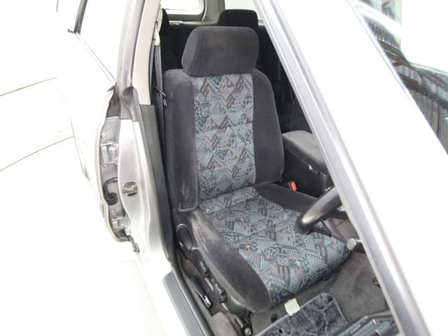 1996 Nissan Stagea JDM car for sale — photo 16 of 25