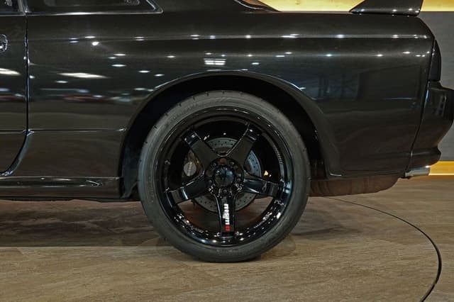 1989 Nissan Skyline JDM car for sale — photo 19 of 25