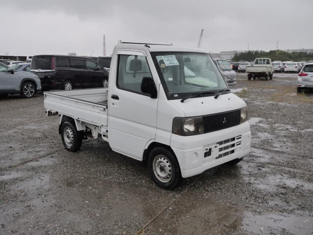 2002 Mitsubishi Minicab JDM car for sale — photo 3 of 25