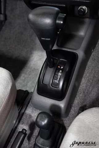 1998 Suzuki Jimny JDM car for sale — photo 10 of 25