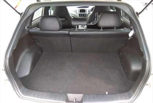 2009 Subaru Impreza JDM car for sale — photo 12 of 18