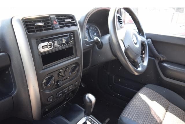 2011 Suzuki Jimny JDM car for sale — photo 21 of 25