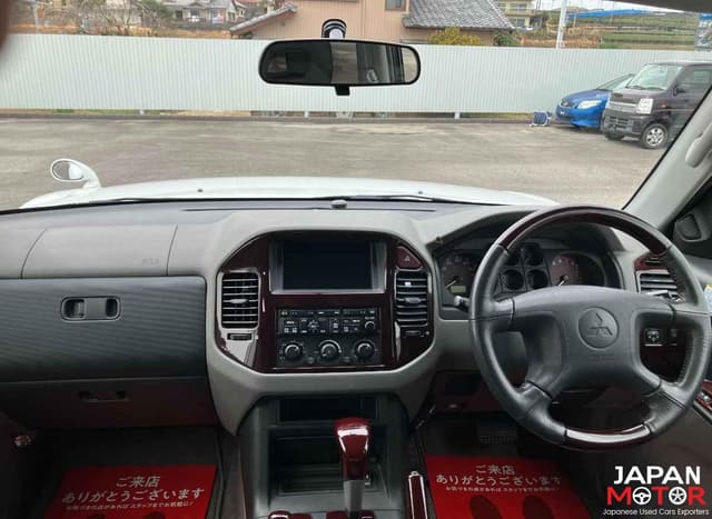 2000 Mitsubishi Pajero JDM car for sale — photo 14 of 19