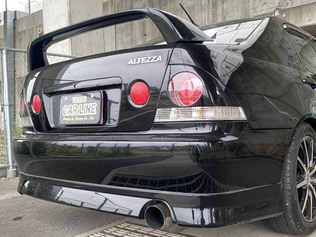 1998 Toyota Altezza JDM car for sale — photo 5 of 20