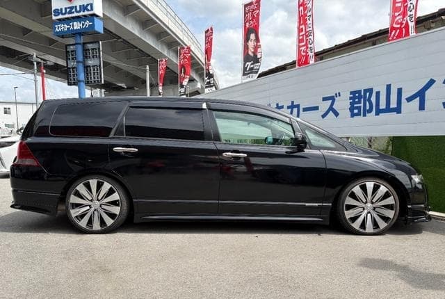 2004 Honda Odyssey JDM car for sale — photo 13 of 20