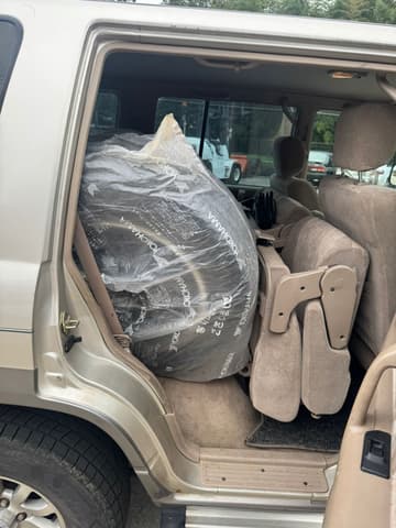 2001 Isuzu Bighorn JDM car for sale — photo 12 of 19