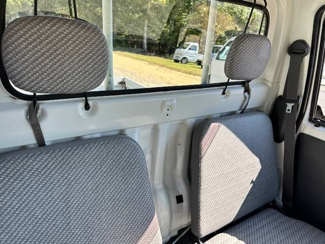 1999 Daihatsu Hijet JDM car for sale — photo 15 of 18
