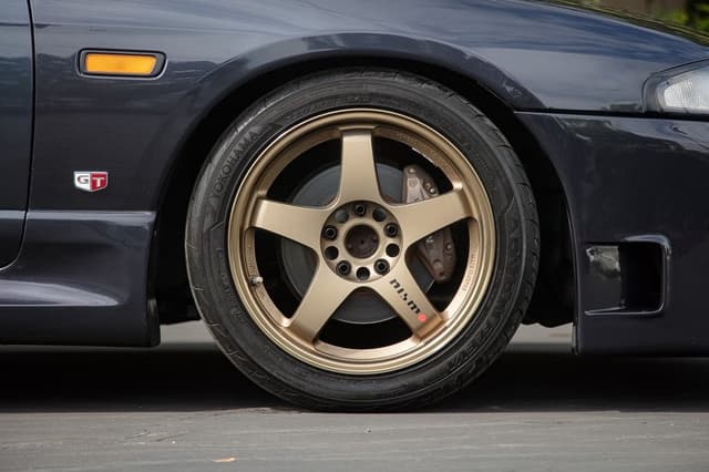 1995 Nissan Skyline JDM car for sale — photo 24 of 25