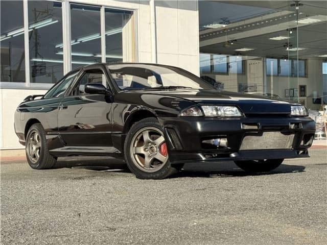 1991 Nissan Skyline JDM car for sale — photo 2 of 5