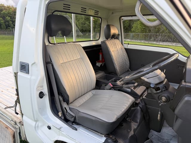 1994 Mitsubishi Delica JDM car for sale — photo 10 of 25