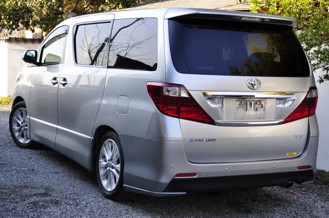 2008 Toyota Alphard JDM car for sale — photo 6 of 25