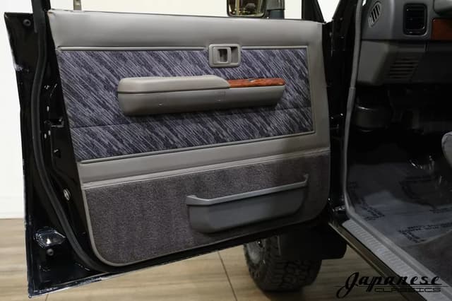 1995 Toyota Land Cruiser Prado JDM car for sale — photo 20 of 25
