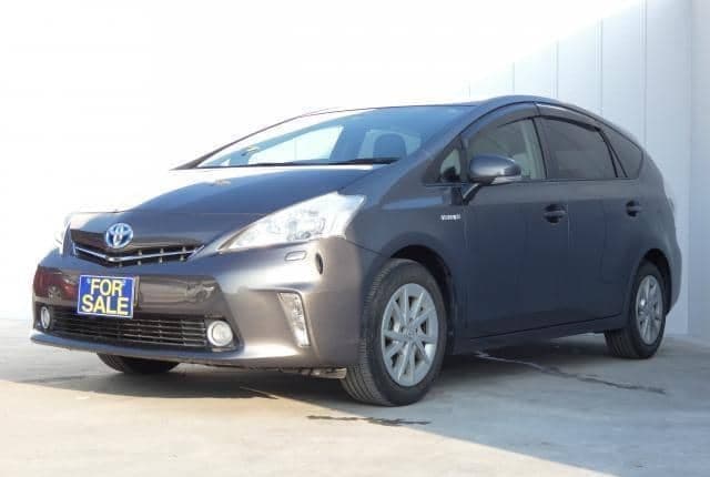 2011 Toyota Prius JDM car for sale — photo 4 of 20