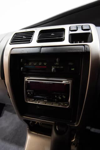 1998 Toyota Hilux Surf JDM car for sale — photo 10 of 25