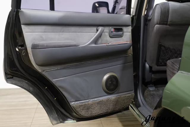 1993 Toyota Land Cruiser JDM car for sale — photo 22 of 25