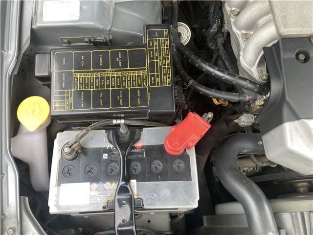 1998 Nissan Skyline JDM car for sale — photo 10 of 18