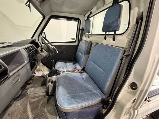 2000 Mitsubishi Minicab JDM car for sale — photo 9 of 25