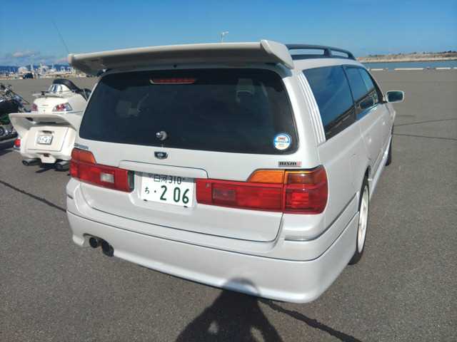 1998 Nissan Stagea JDM car for sale — photo 4 of 19