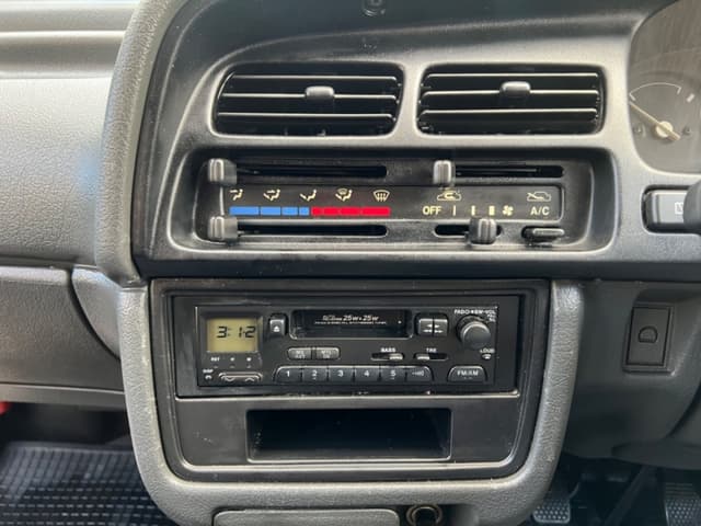 1994 Suzuki Every JDM car for sale — photo 4 of 19