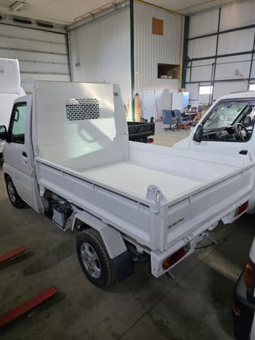 2003 Mitsubishi Minicab JDM car for sale — photo 10 of 19