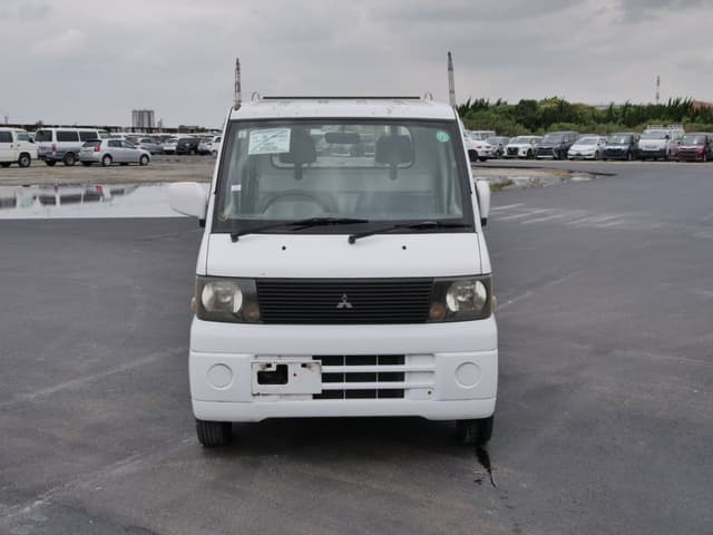 2002 Mitsubishi Minicab JDM car for sale — photo 2 of 25