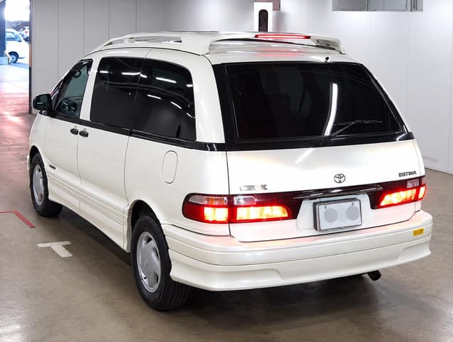 1999 Toyota Estima JDM car for sale — photo 3 of 5