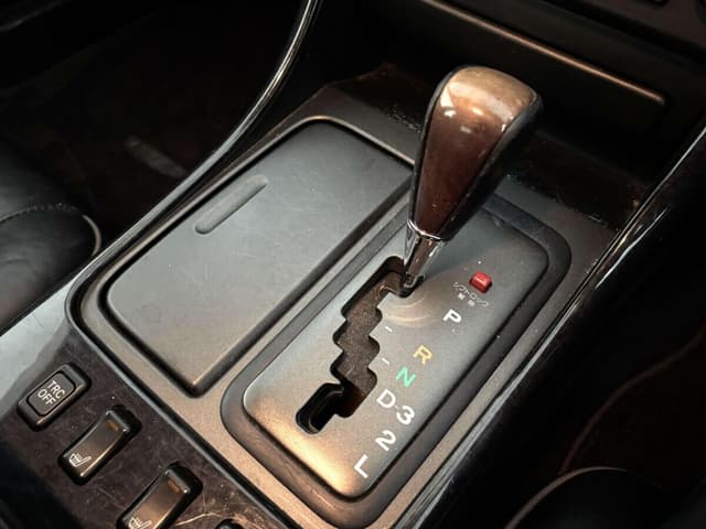 1999 Toyota Aristo JDM car for sale — photo 14 of 25