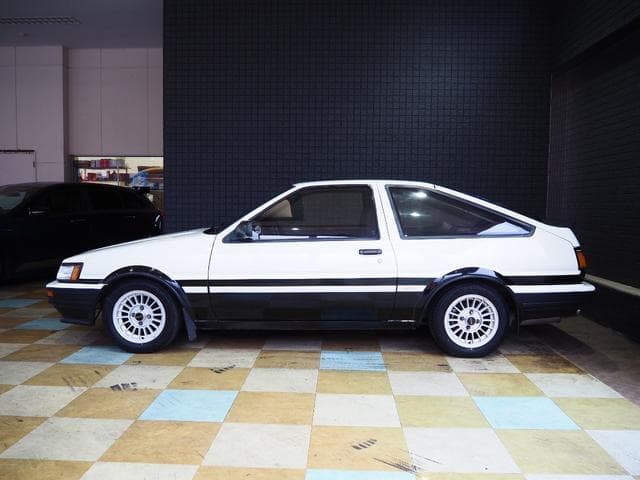 1987 Toyota Sprinter JDM car for sale — photo 11 of 22