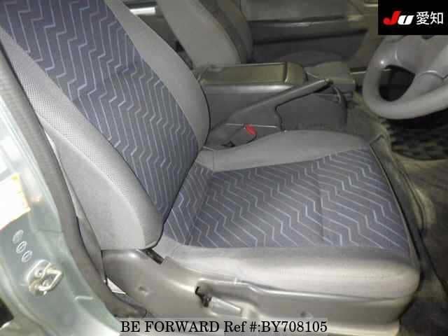 2002 Nissan Caravan JDM car for sale — photo 4 of 7