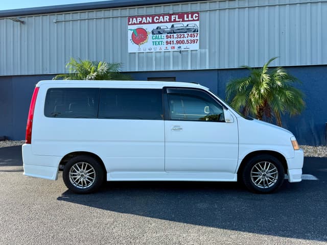 1997 Honda Stepwagon JDM car for sale — photo 9 of 22