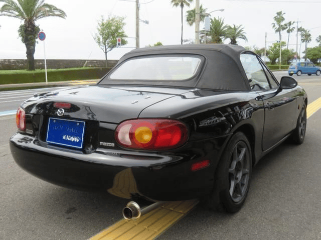 1999 Mazda Roadster (Eunos Roadster / MX-5) JDM car for sale — photo 5 of 25