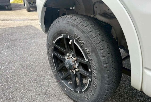 2008 Suzuki Jimny JDM car for sale — photo 25 of 25