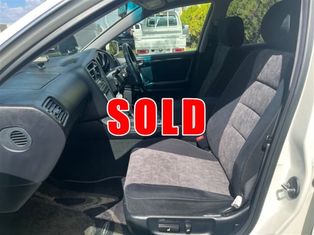 1997 Toyota Aristo JDM car for sale — photo 13 of 17