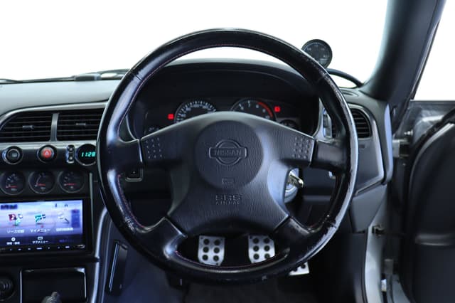 1997 Nissan Skyline JDM car for sale — photo 21 of 25
