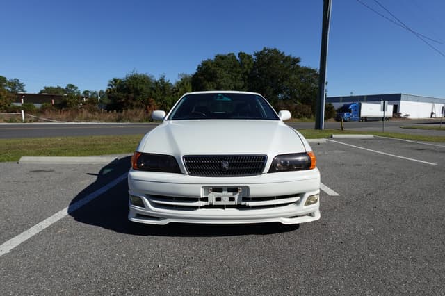 1999 Toyota Chaser JDM car for sale — photo 2 of 17