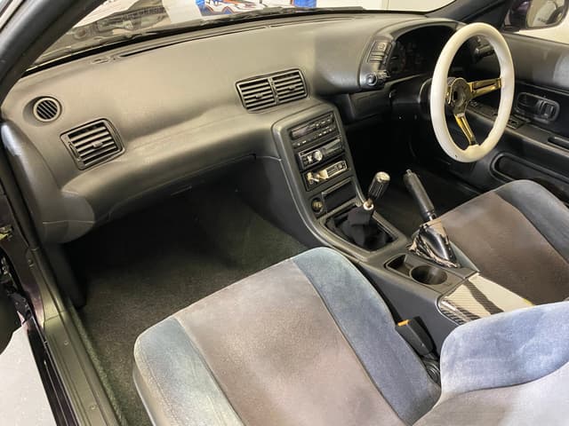 1993 Nissan Skyline JDM car for sale — photo 16 of 21