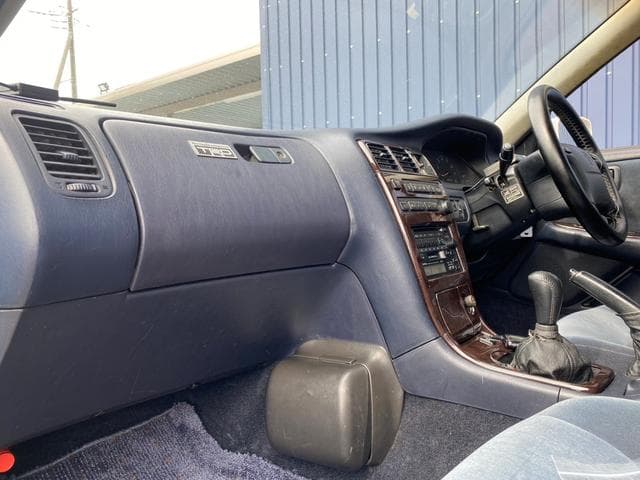 1994 Toyota Mark II JDM car for sale — photo 21 of 25